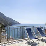 מלון דירות Hotiday Sea View