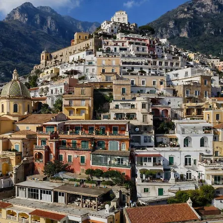 Hotiday Sea View Aparthotel Positano