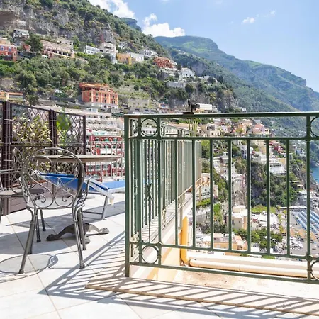 Hotiday Sea View Aparthotel Positano