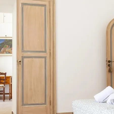 Hotiday Sea View Апарт-готель 3*