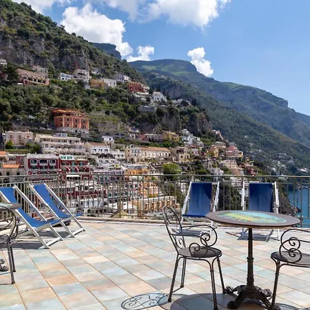 Hotiday Sea View 3* Positano