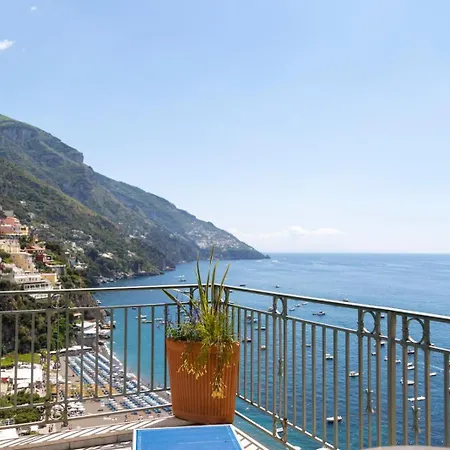 Hotiday Sea View Aparthotel