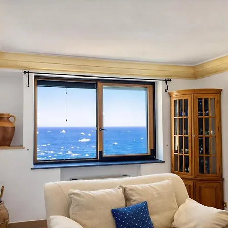 Hotiday Sea View 3* Positano