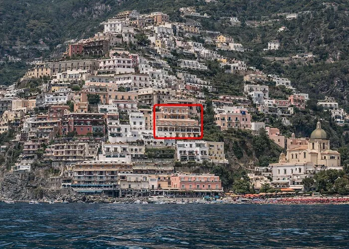 Hotiday Sea View מלון דירות 3*