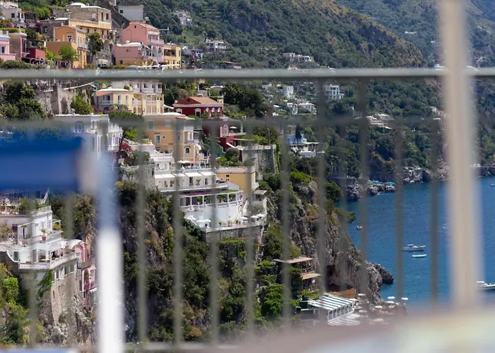 מלון דירות Hotiday Sea View