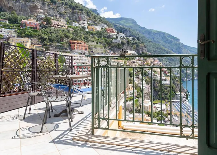 Hotiday Sea View מלון דירות פוזיטנו