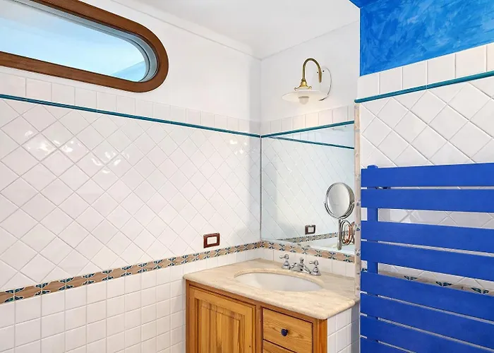 Aparthotel Hotiday Sea View 3*