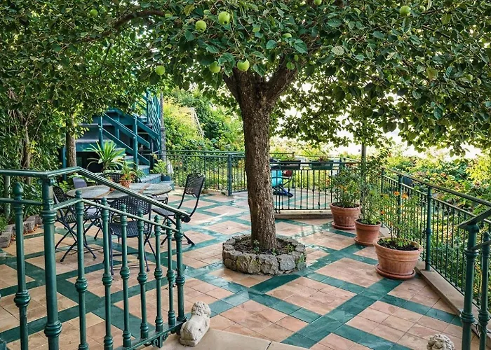 Hotiday Sea View 3* Positano