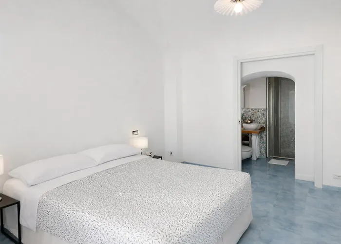 Hotiday Sea View Aparthotel