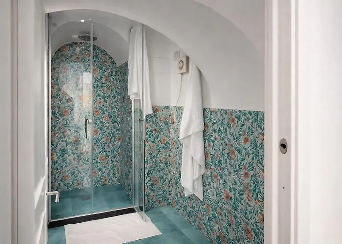 Hotiday Sea View Aparthotel